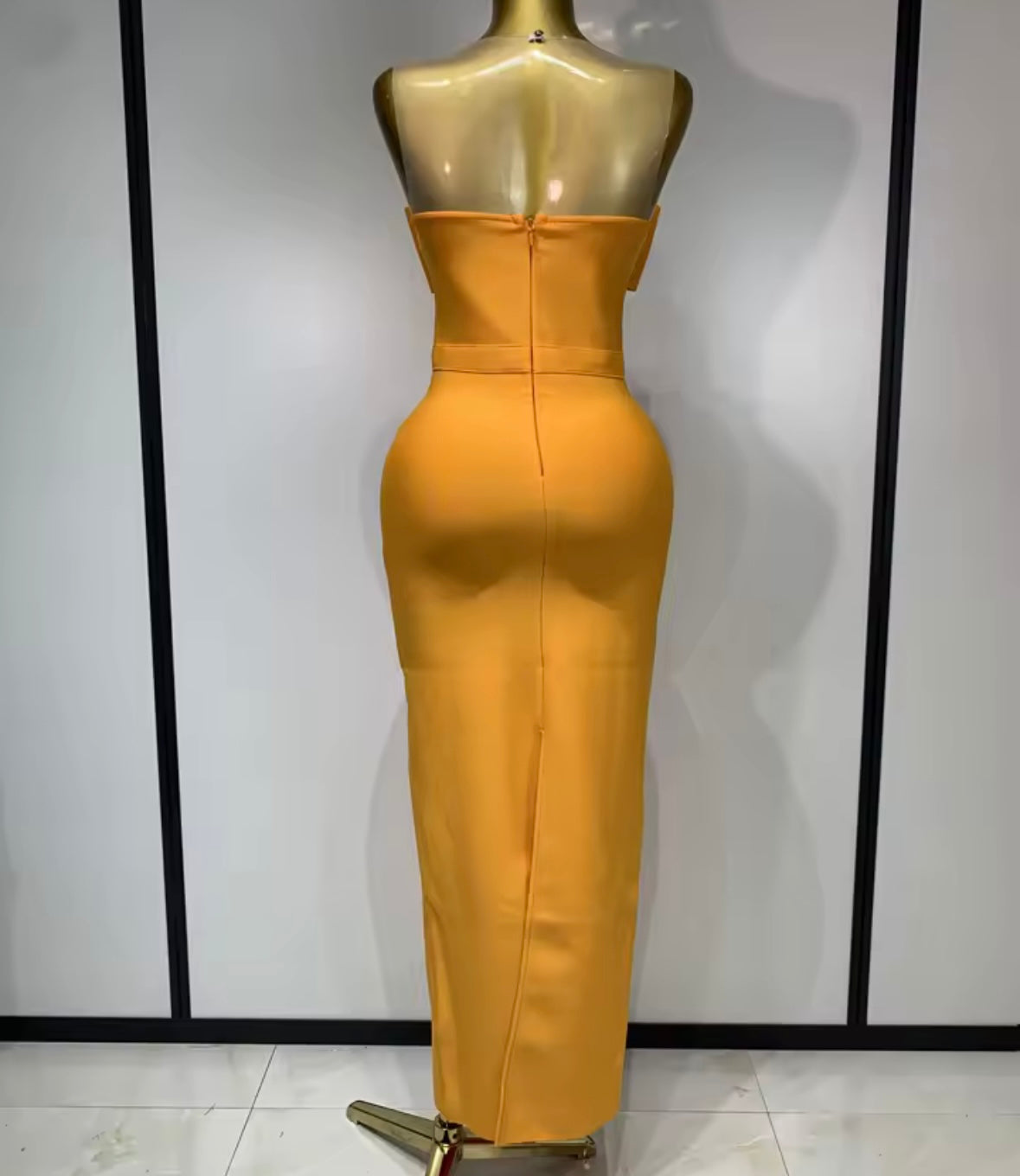 Elegant Orange Sleeveless Crystal Floor-Length Dress