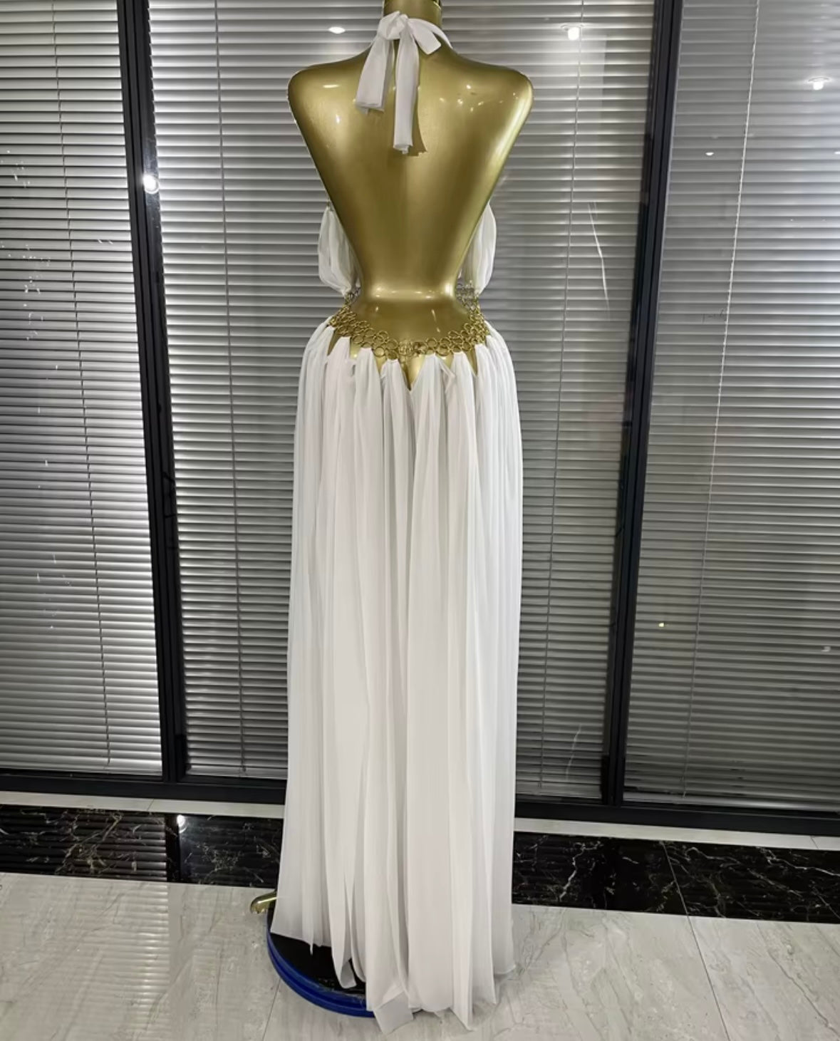 Sexy Halter Sleeveless Metal Ring Maxi Dress
