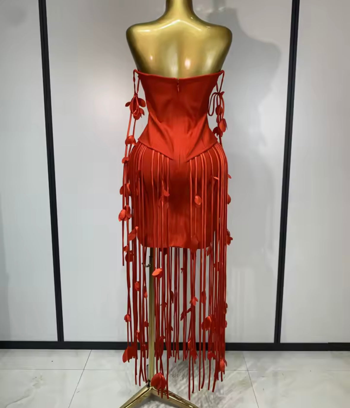 Elegant Strapless Red Floral Tassel Dress