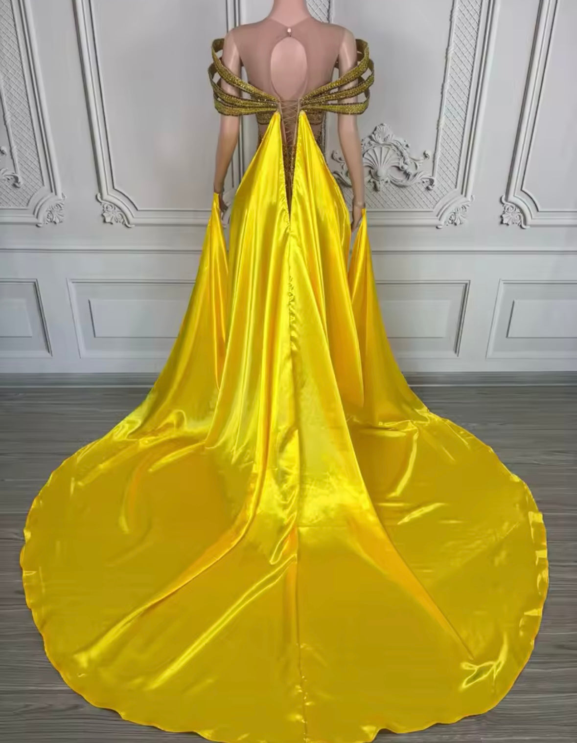 Elegant Color Rhinestone Font Split Floor-Length Dress