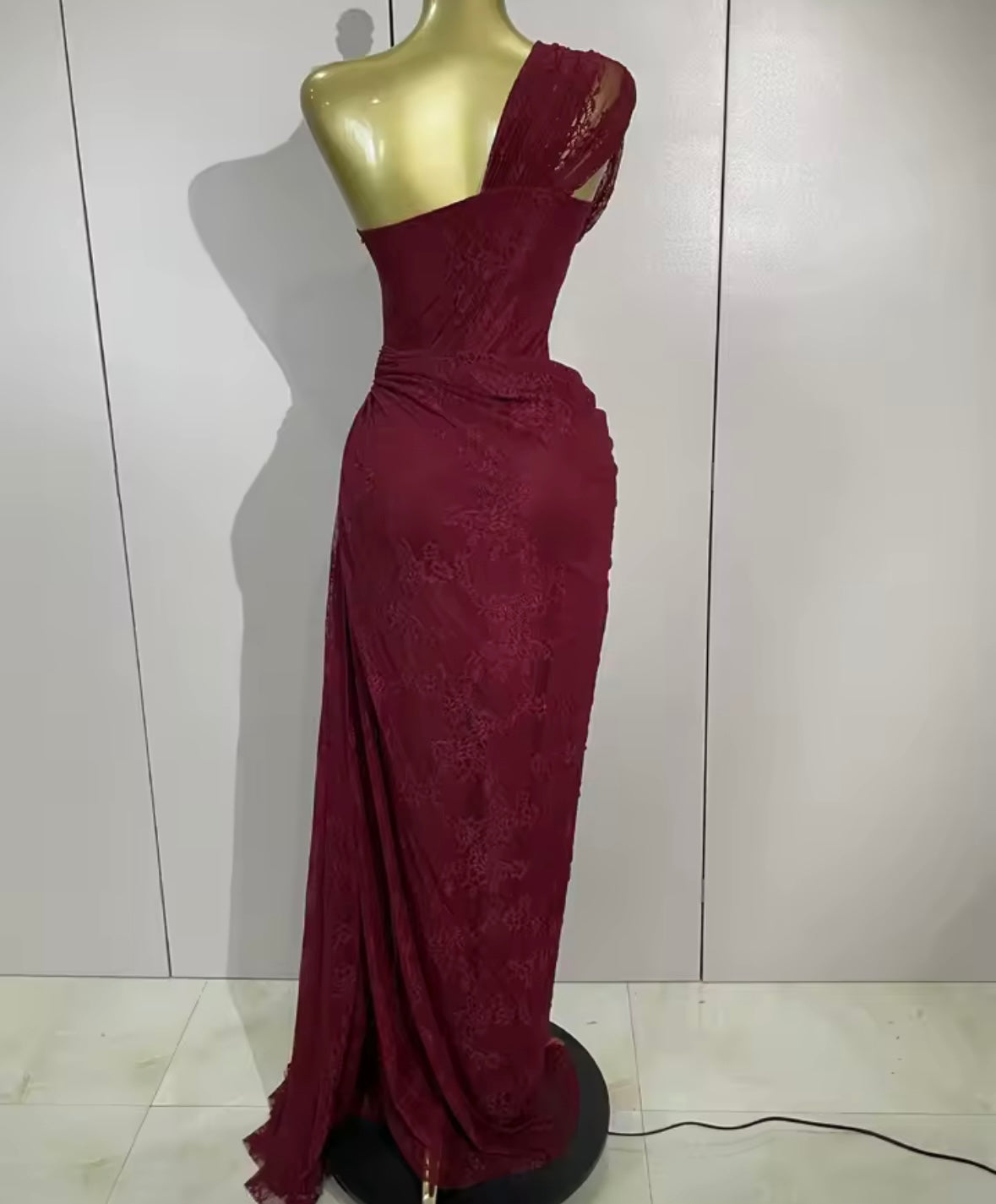 Sexy Burgundy One Shoulder Lace Side Split Maxi Dress