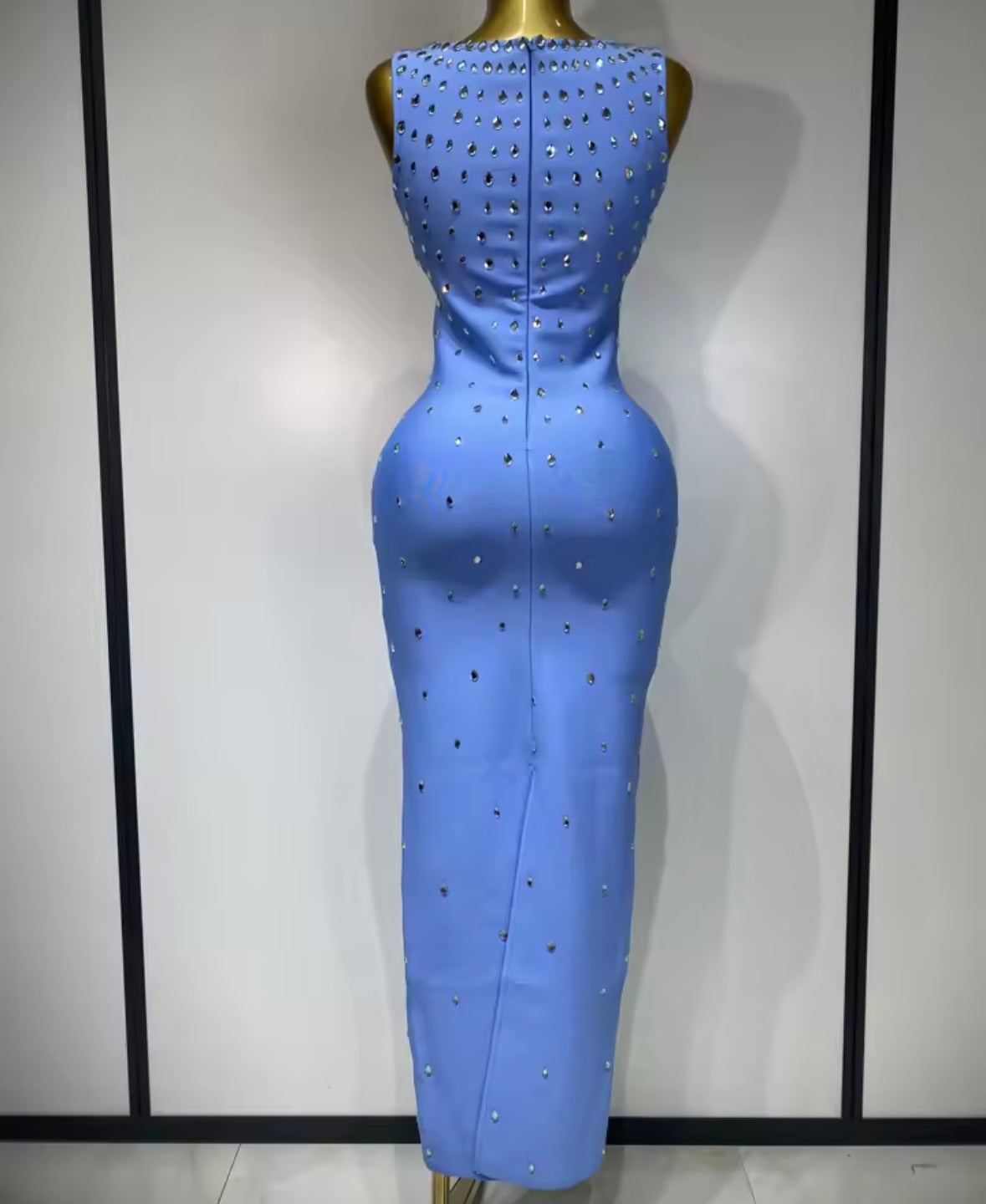 Sleeveless Elegant Rhinestone Embellishment Midi-Length Dress