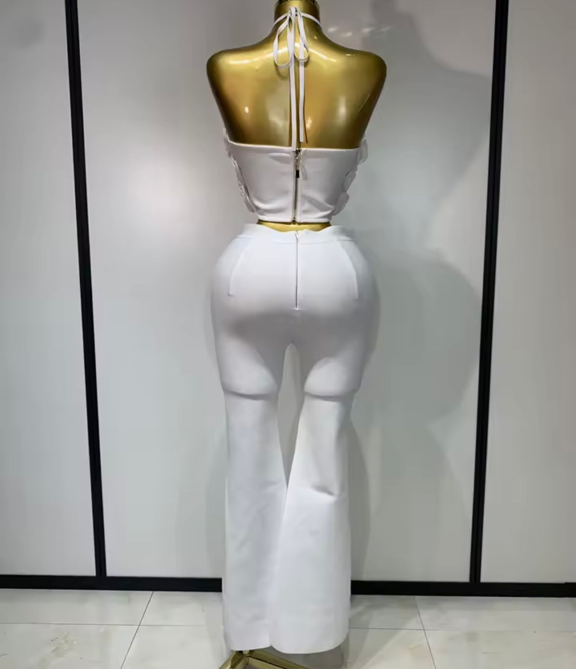 Halter Sleeveless 3D Floral Crop Two Piece Pant Set