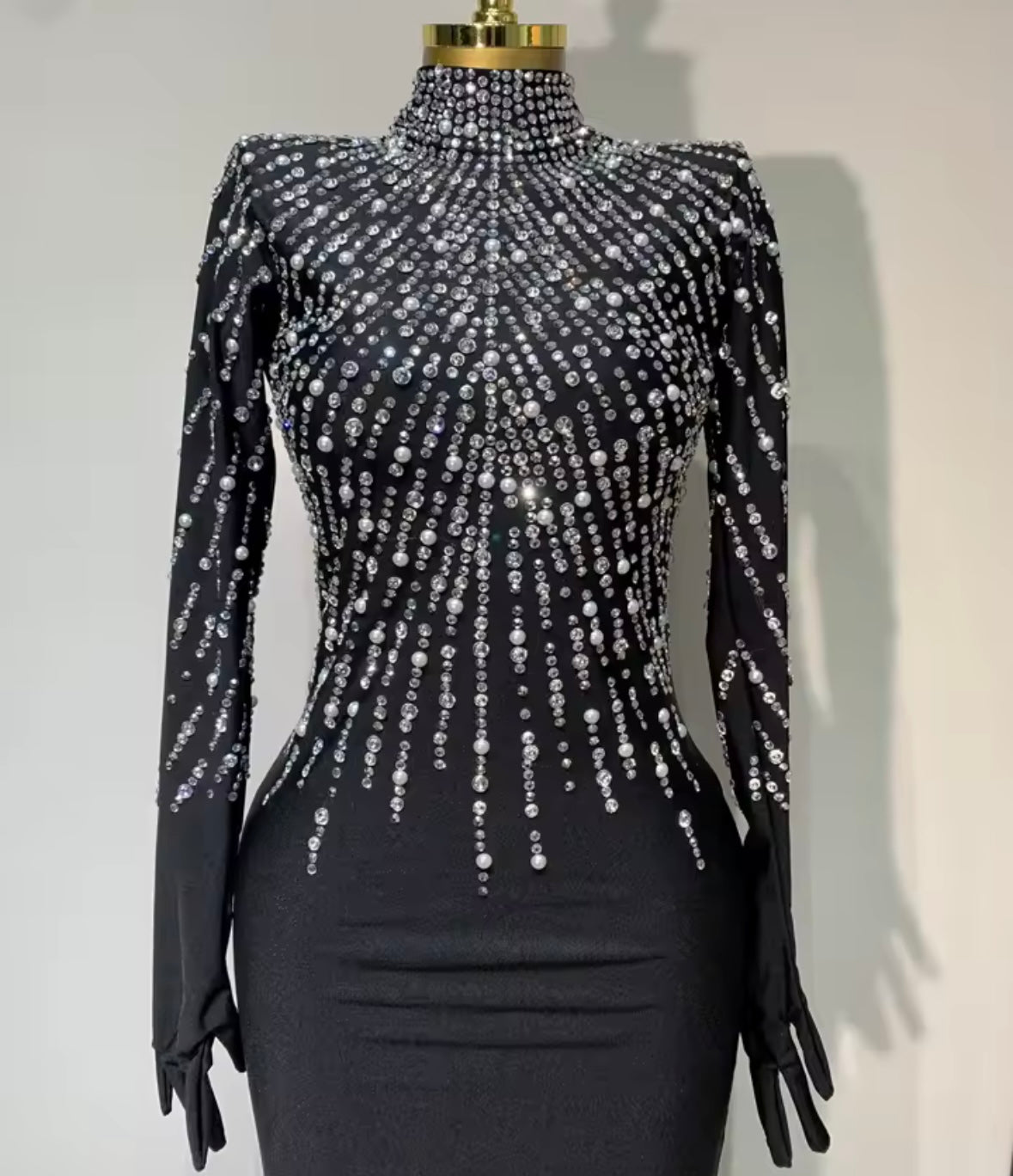 Black Elegant Rhinestone Beaded Gloved Full Sleeve Floor-Length Dress