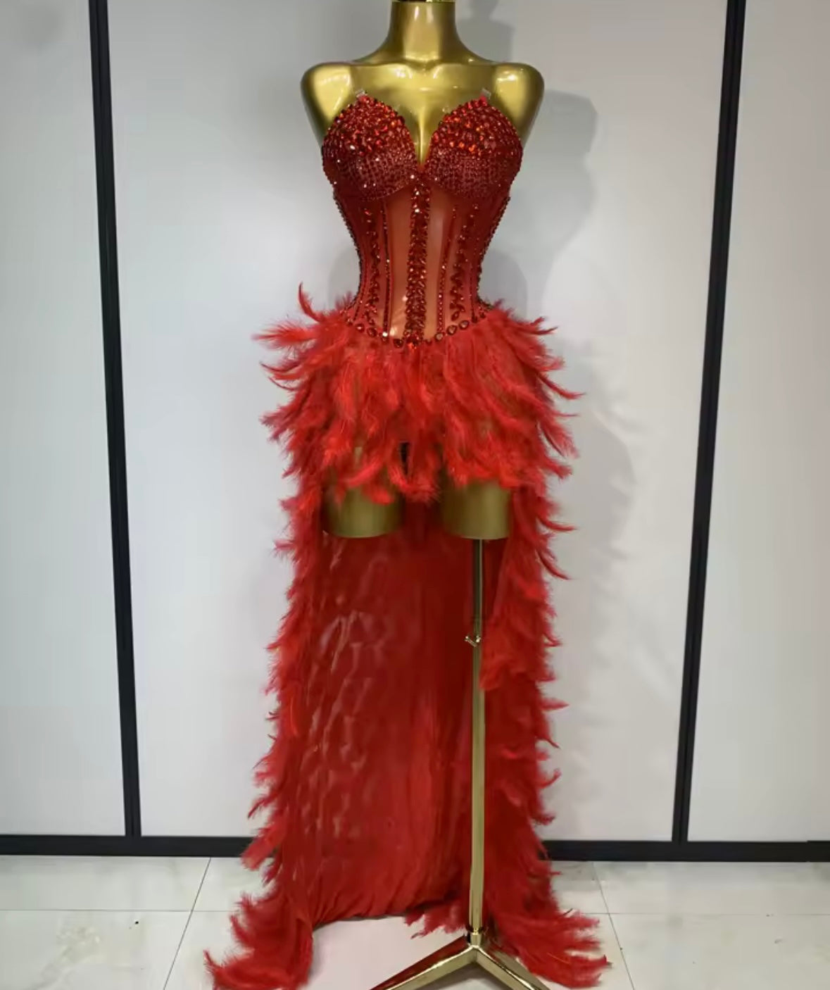 Sexy Crystal Sleeveless Feather Asymmetrical Dress