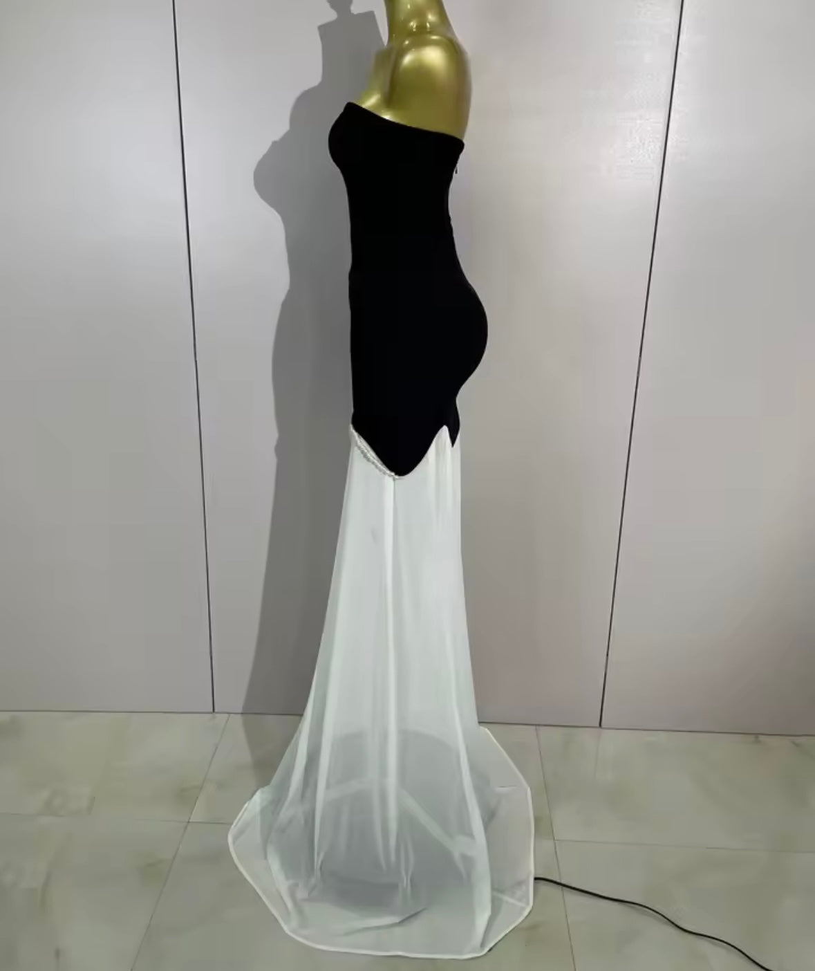 Elegant Strapless Pearl Patchwork Floor-Length Dress