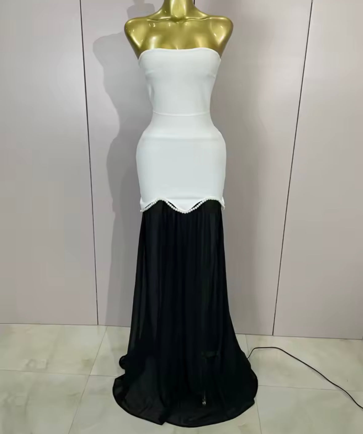 Elegant Strapless Pearl Patchwork Floor-Length Dress