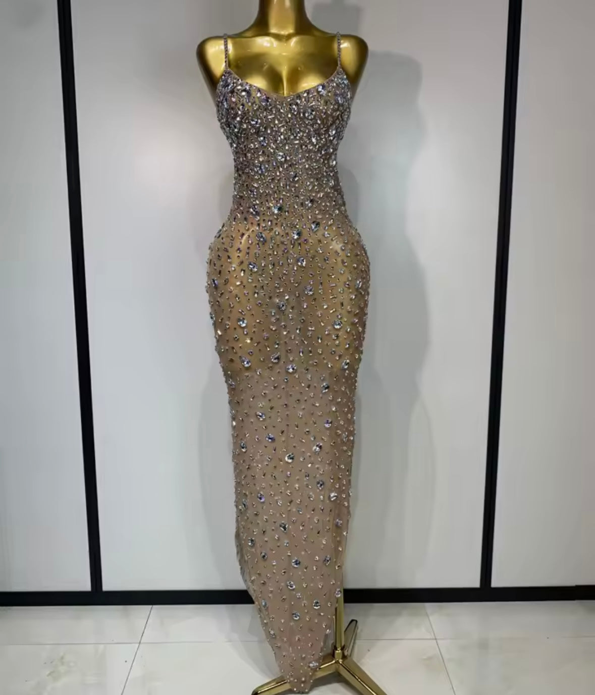 Sleeveless Sexy Rhinestone Embellishment Maxi Dress