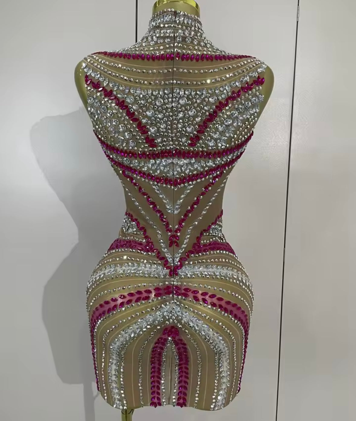 Sexy Sleeveless Rhinestone Embellishment Short Dress
