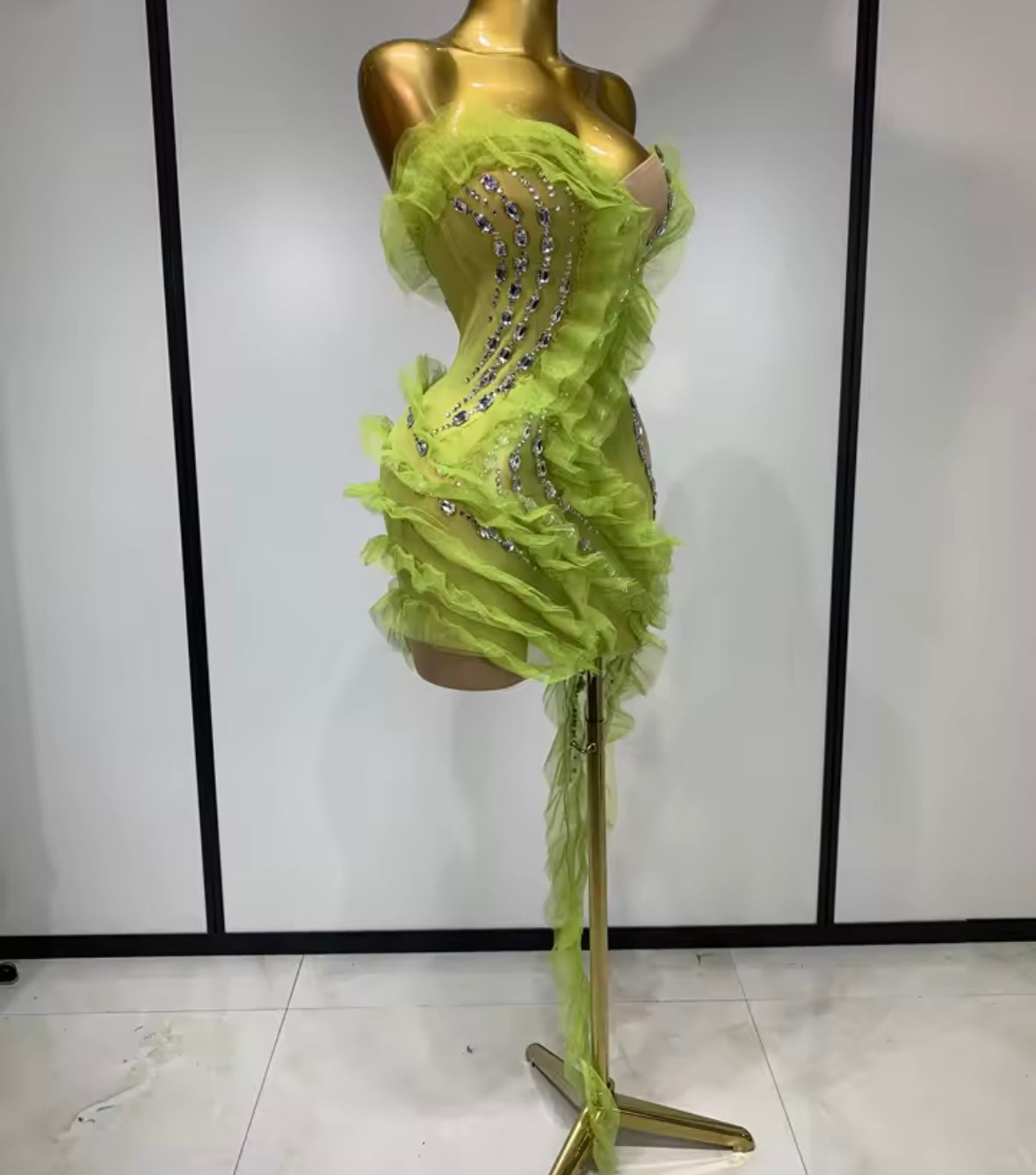 Sexy Green Ruffle Strapless Crystal Dress