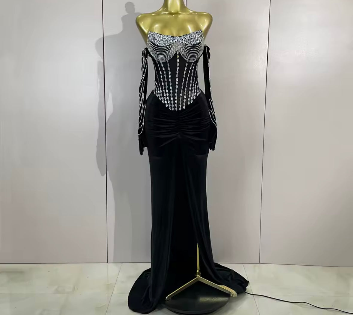Elegant Rhinestone Strapless Black Front Split Maxi Dress