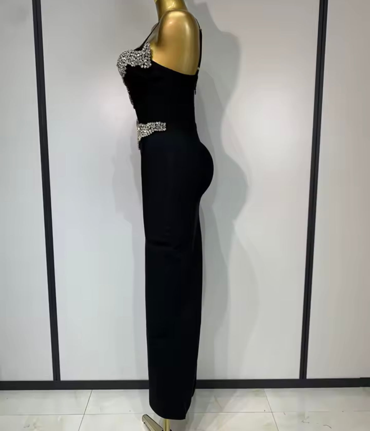 Elegant Black Floor-Length Rhinestone Embellishment Dress