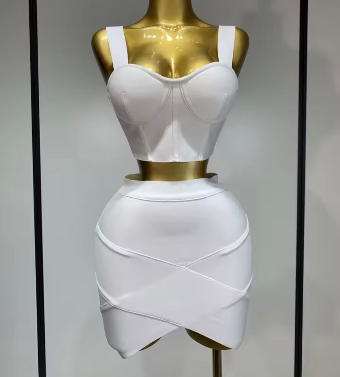 Sleeveless Sexy Crop Two Piece Skirt Set