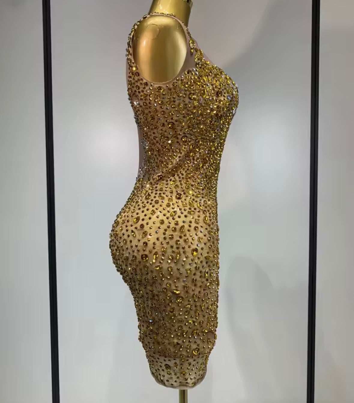 Sexy Sleeveless Rhinestone Embellishment Short Dress