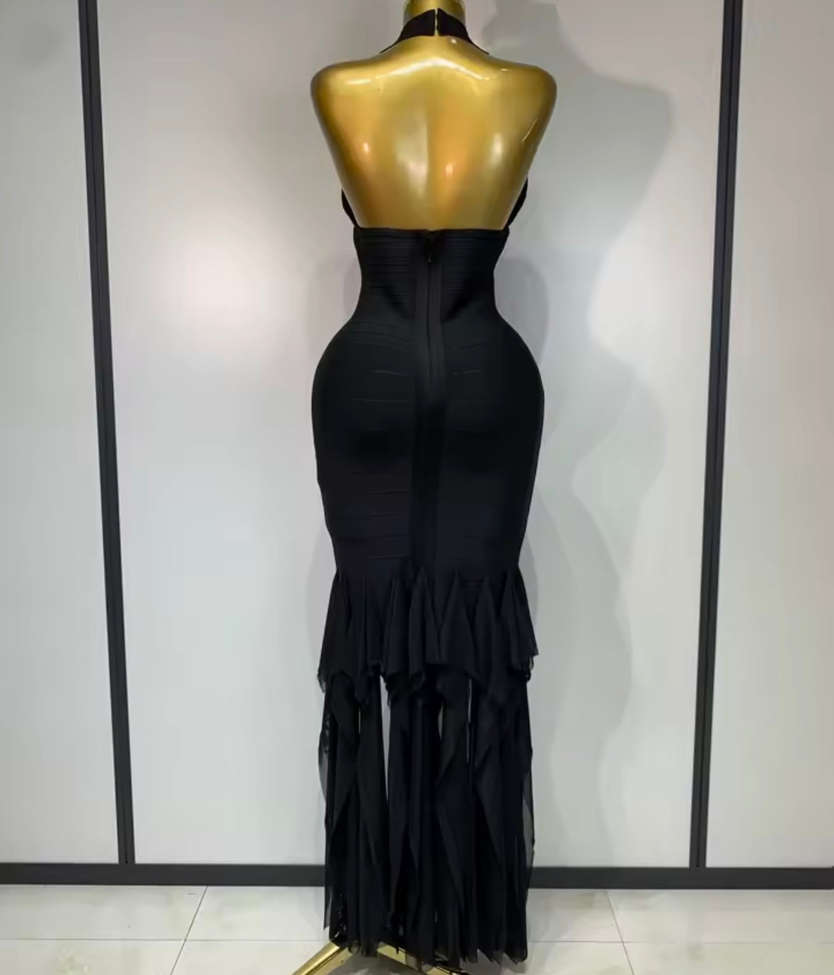 Black Sexy Halter Sleeveless Ruffled Maxi Dress