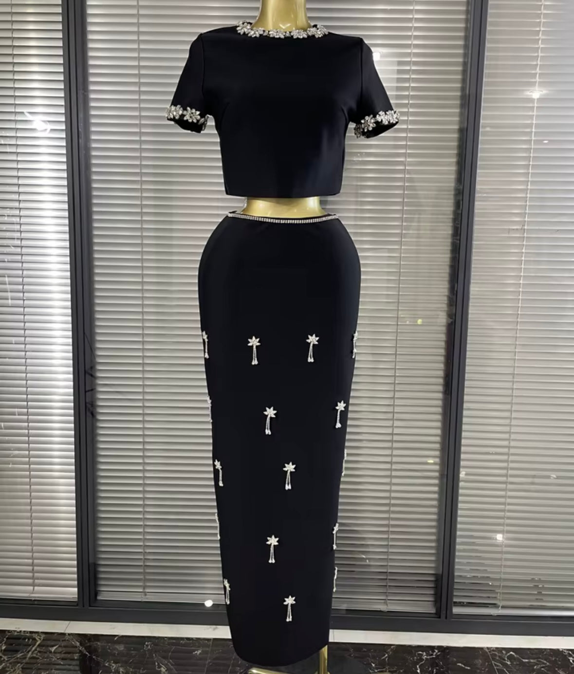 Elegant Rhinestone Embellishment Short Sleeve Maxi Skirt Set