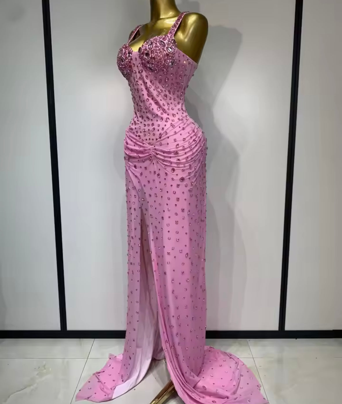 Pink Elegant Rhinestone Sleeveless Floor-Length Dress