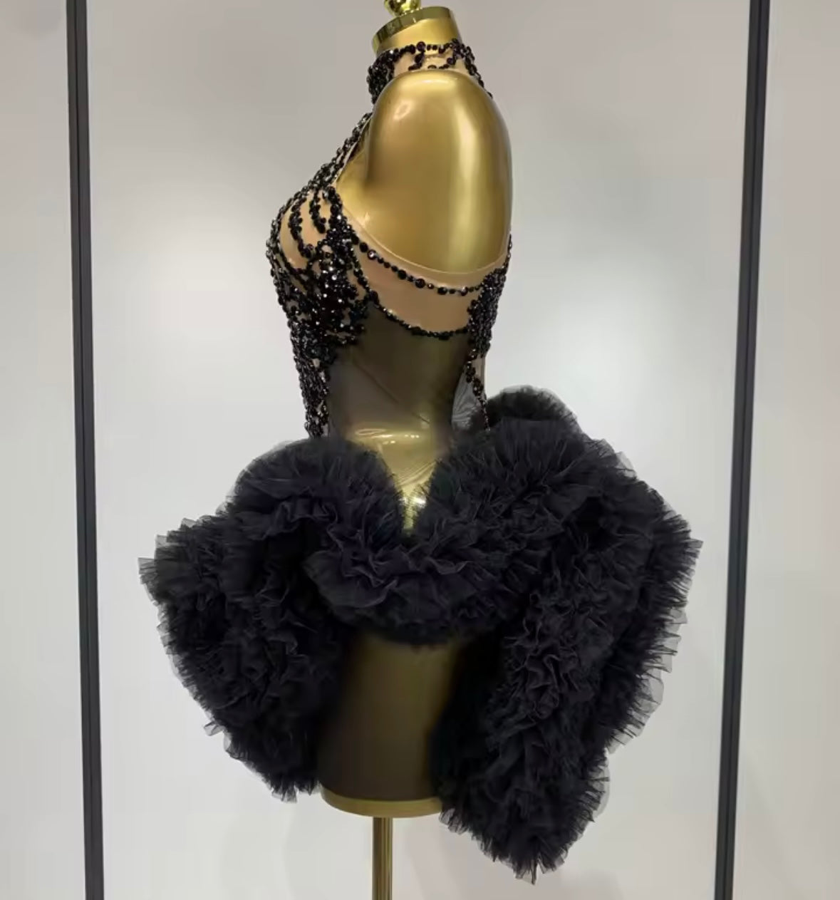 Sexy Rhinestone Embellishment Sleeveless Ruffle Short Dress