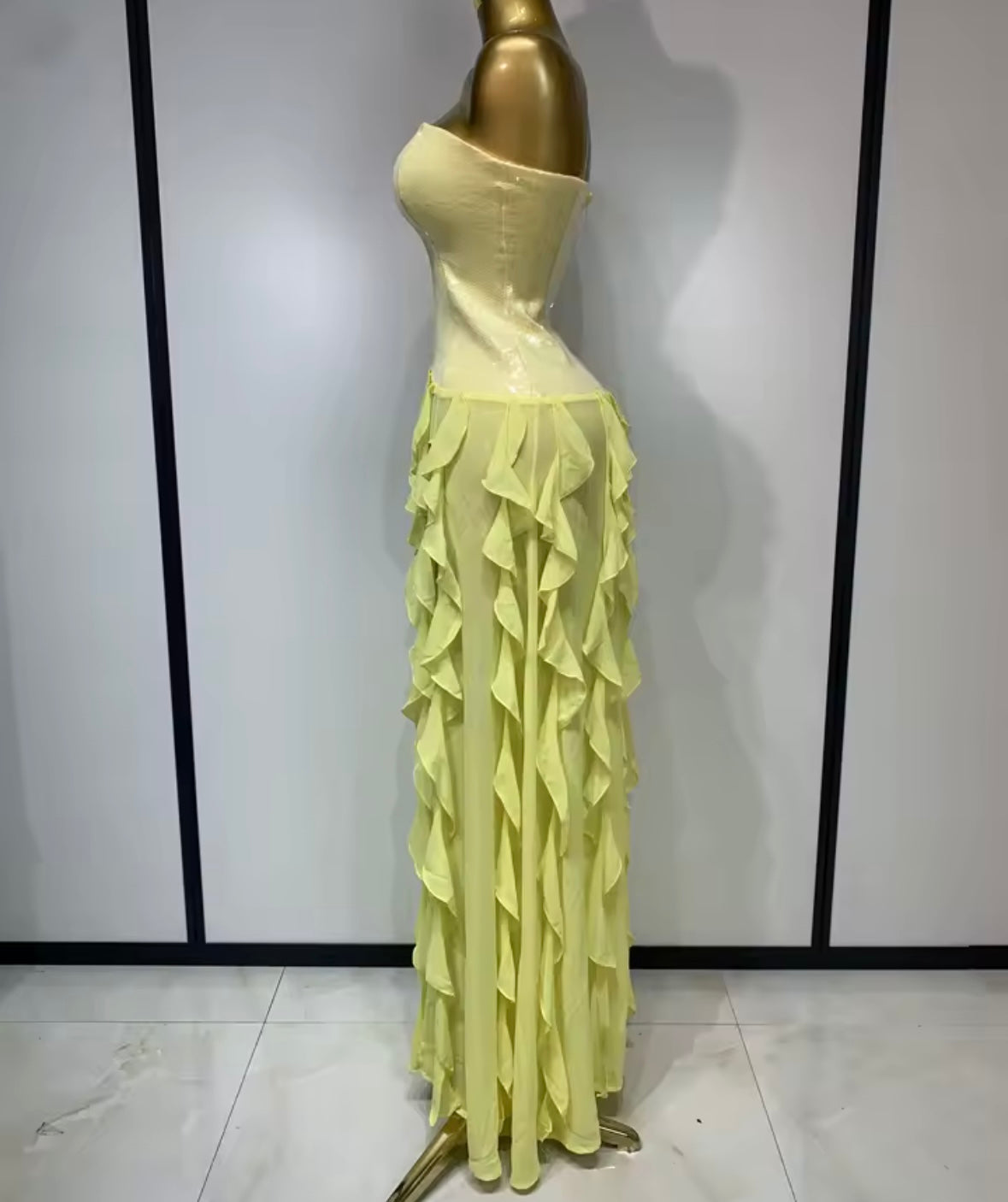 Sexy Strapless Yellow Sequins Ruffle Floor-Length Dress