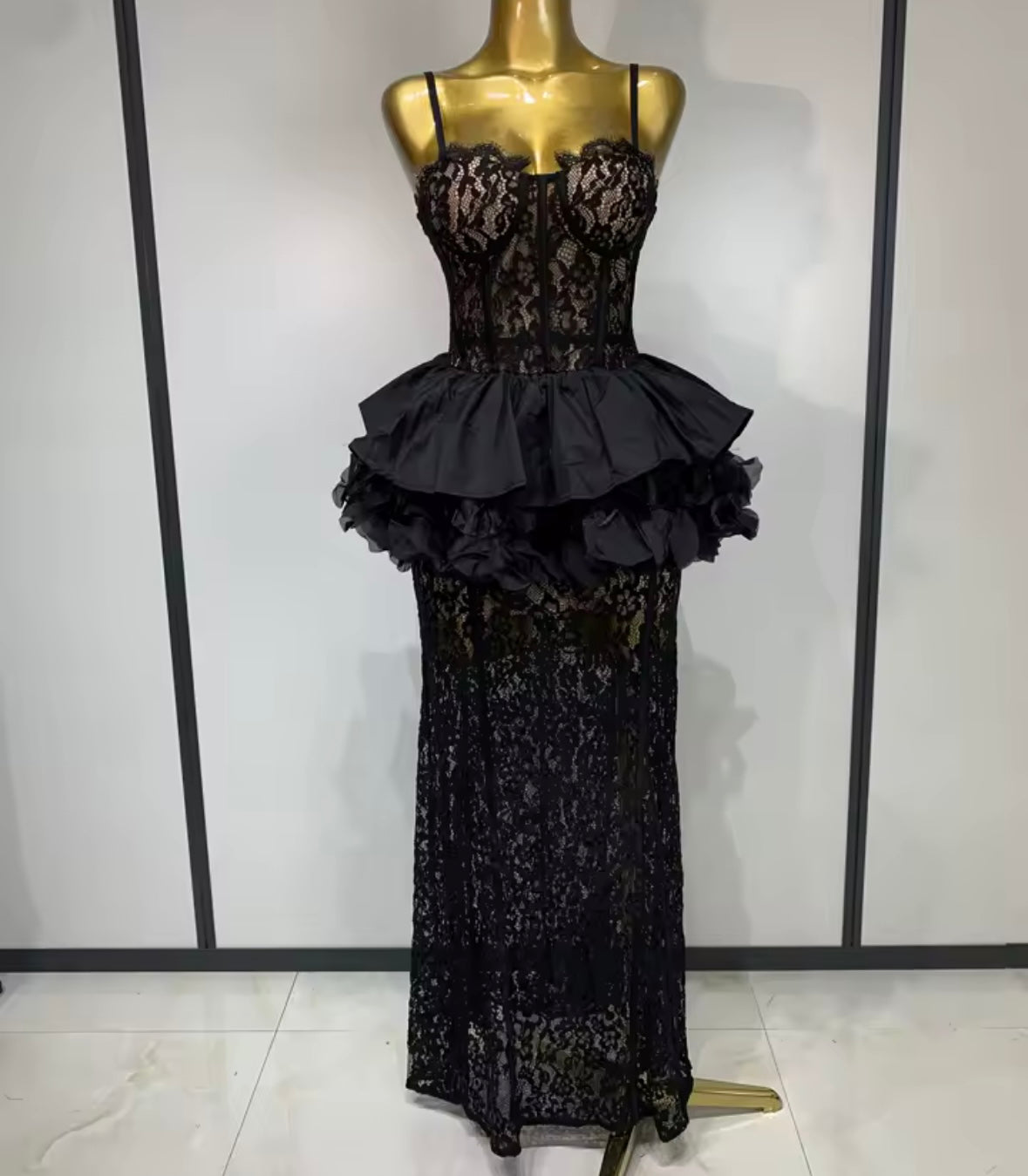 Sexy Sleeveless Black Ruffle Lace Maxi Dress