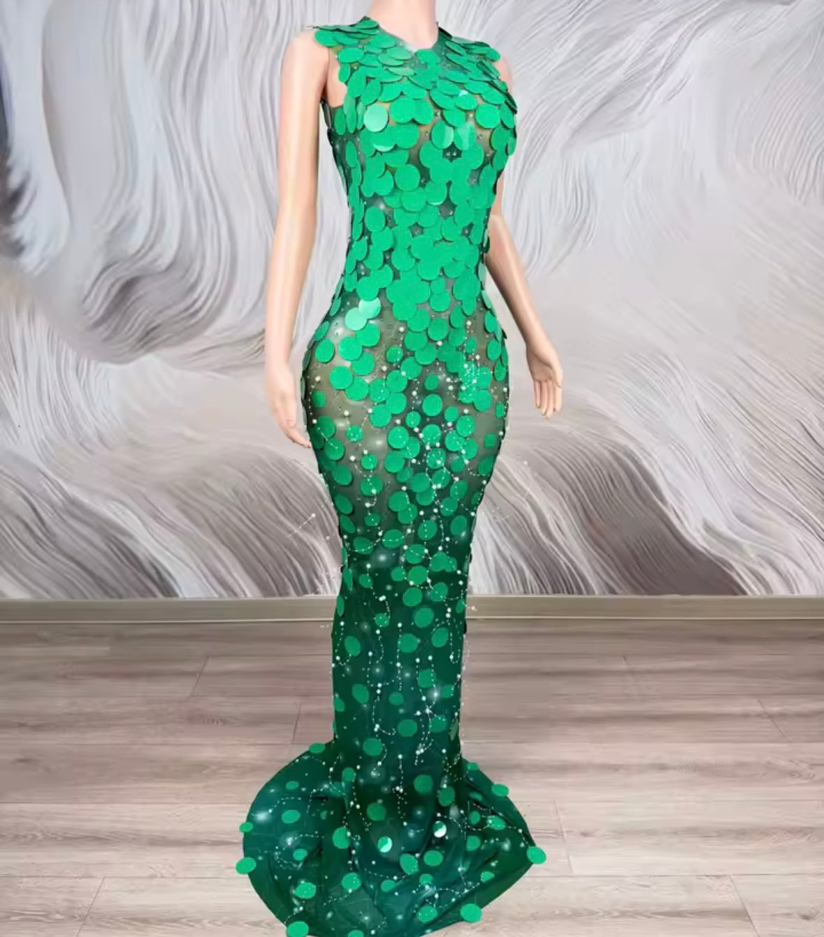 Green Sexy Sleeveless Round Sequins Mermaid Dress