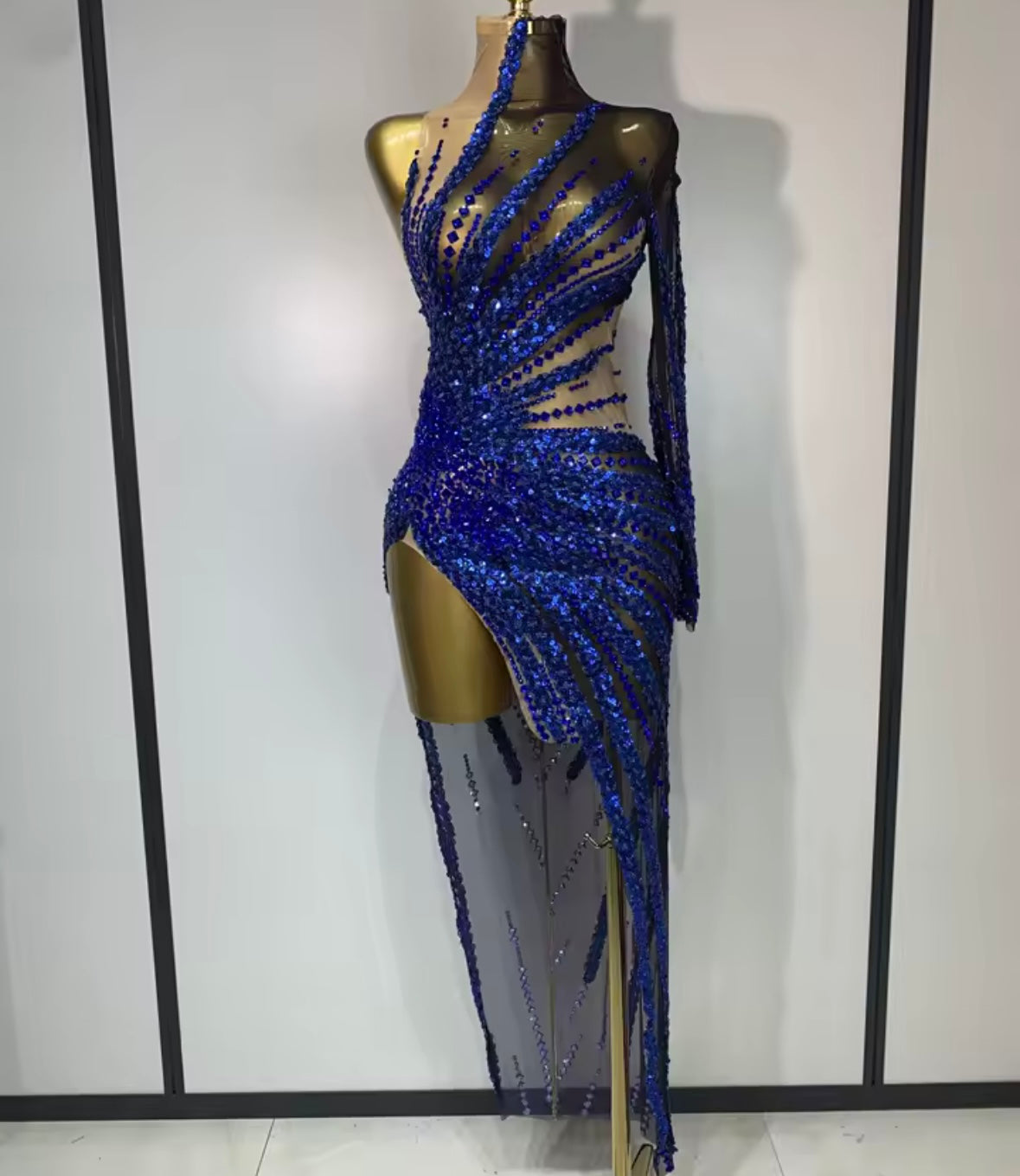 Sexy Sequins One Shoulder Full Sleeve Asymmetrical Dress