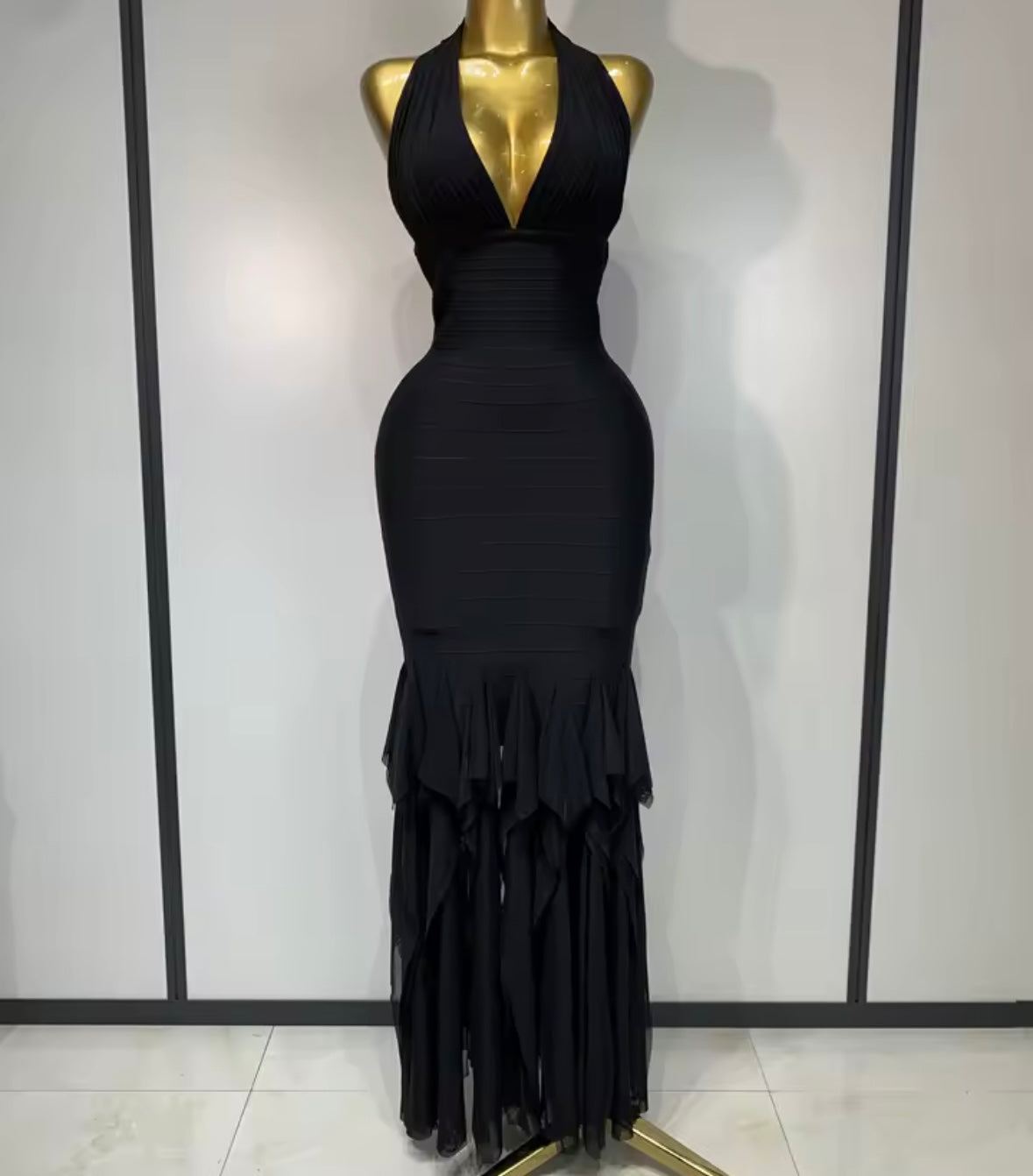 Black Sexy Halter Sleeveless Ruffled Maxi Dress