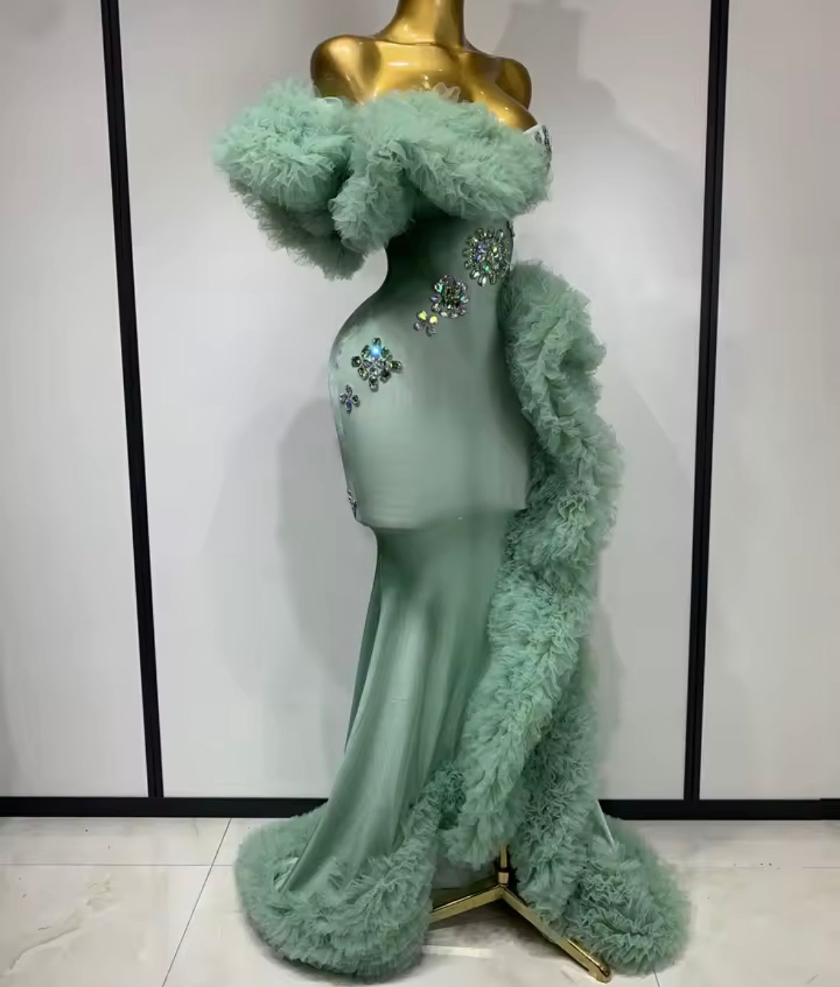 Green Elegant Strapless Ruffle Rhinestone Maxi Dress