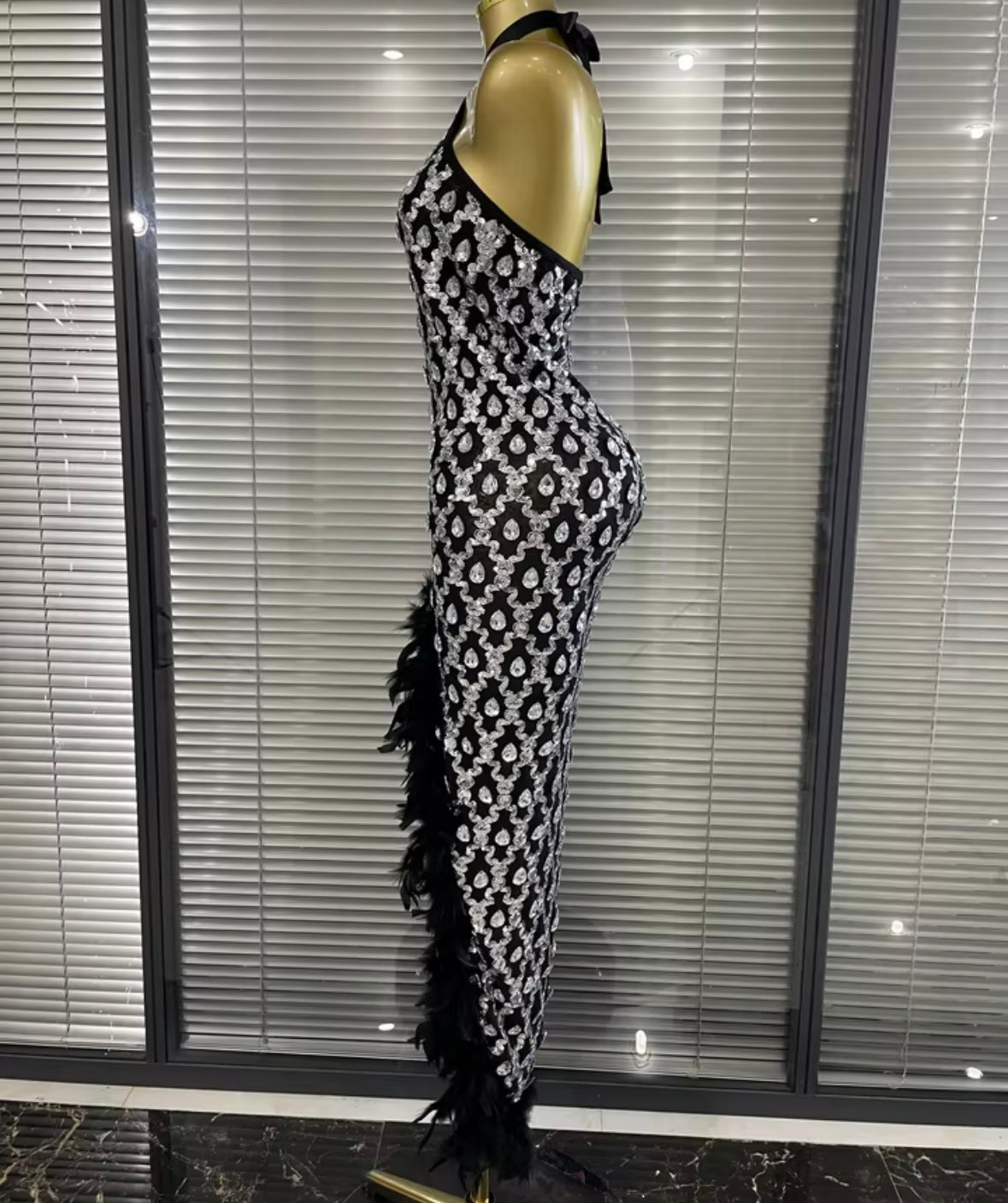 Sexy Black Halter Sleeveless Rhinestone Feather Maxi Dress
