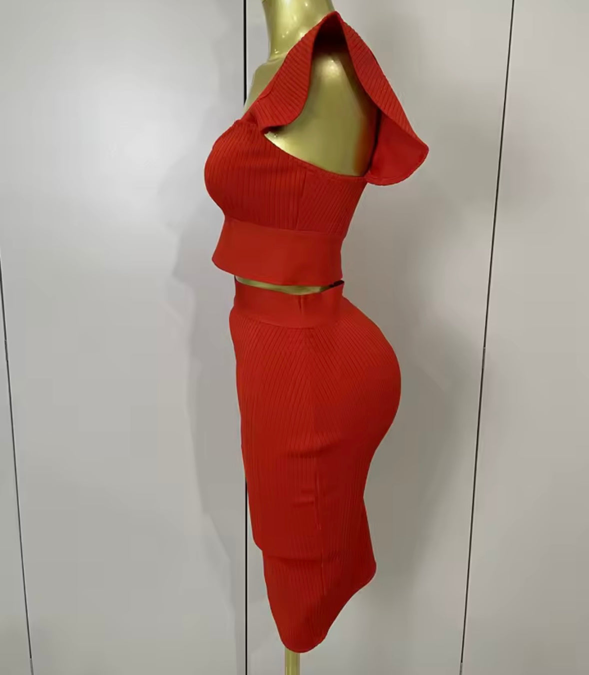 Sexy Ruffled Sleeveless Crop Skirt Set