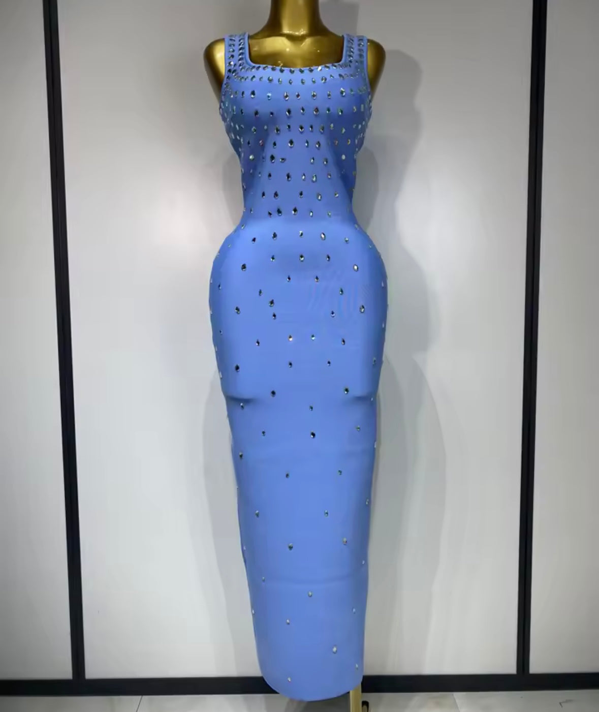 Sleeveless Elegant Rhinestone Embellishment Midi-Length Dress