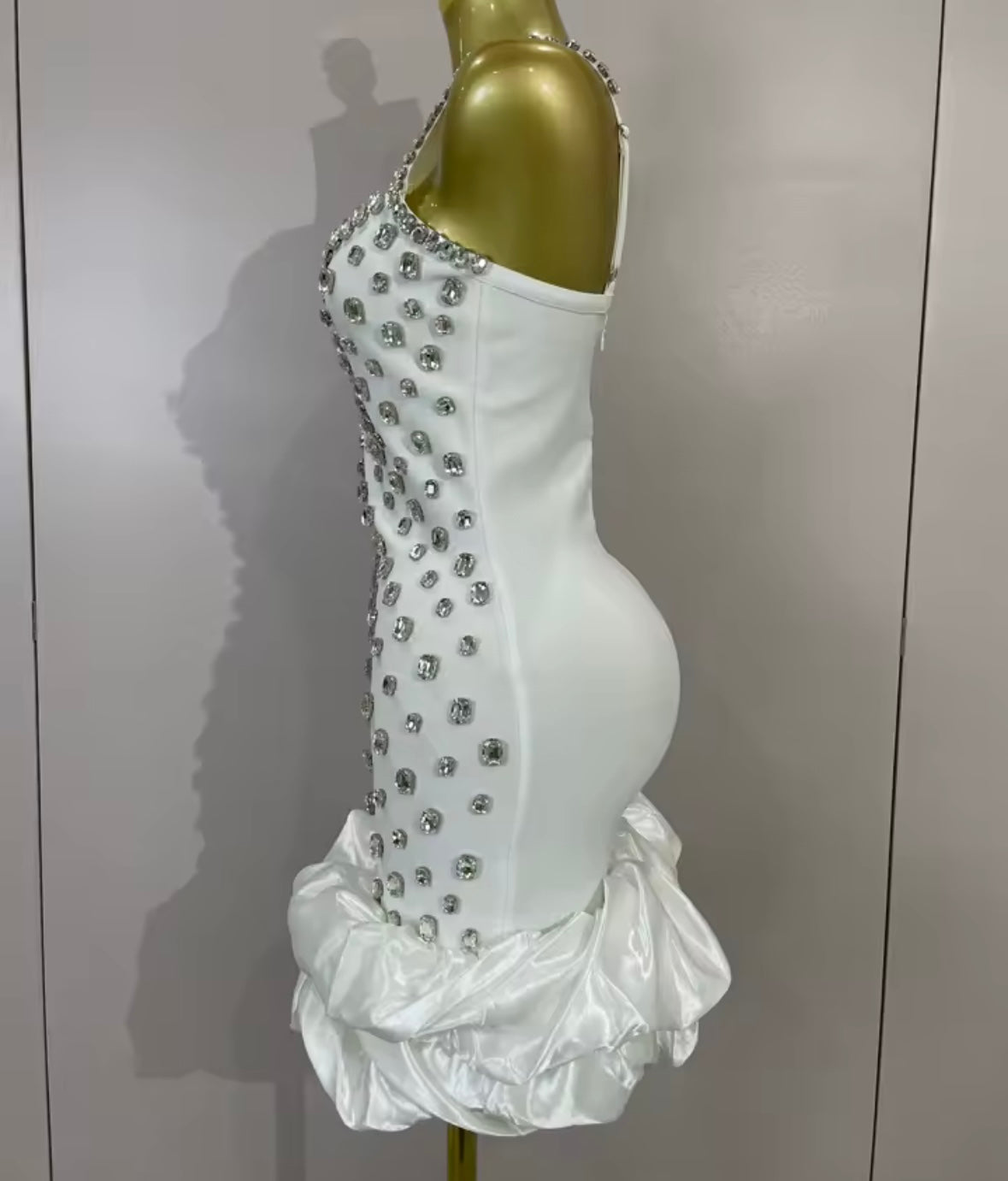 Sexy Sleeveless Rhinestone Ruffle Bandage Dress