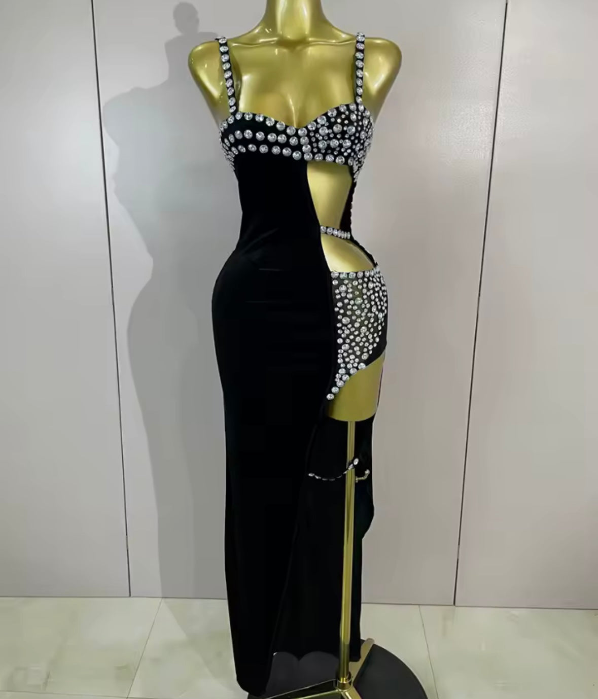 Sexy Sleeveless Rhinestone Black Hollow Out Side Split Maxi Dress