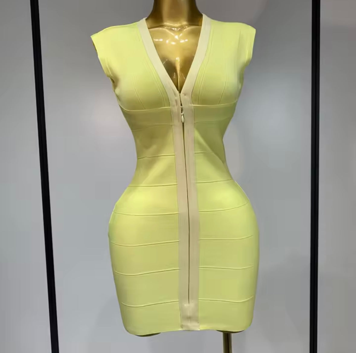 Sexy Sleeveless Front Zipper Bandage Dress