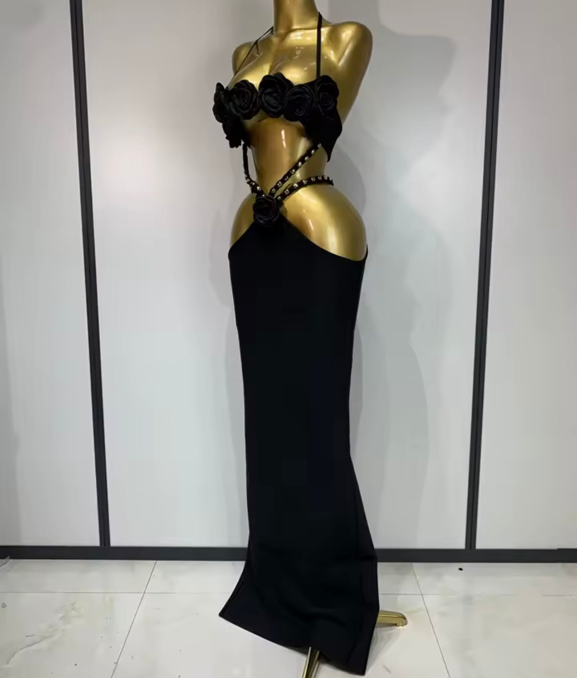 Black Sexy Halter Sleeveless Floral Hollow Out Maxi Dress