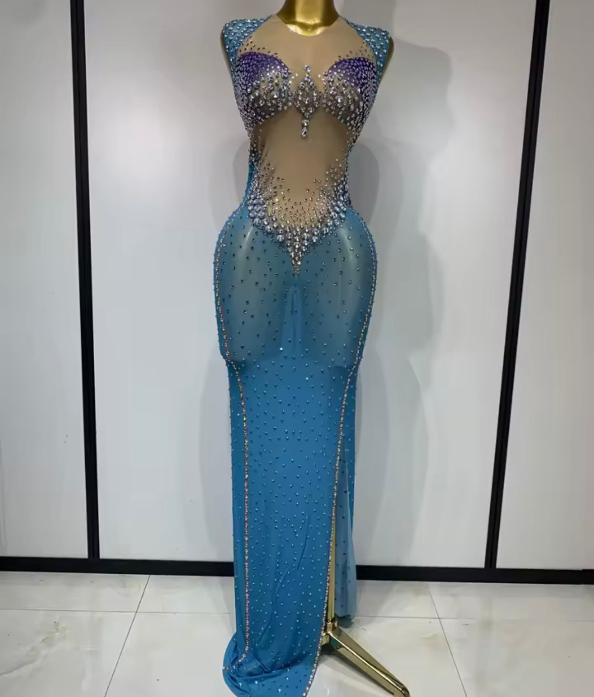 Sexy Blue Sleeveless Rhinestone Embellishment Maxi Dress