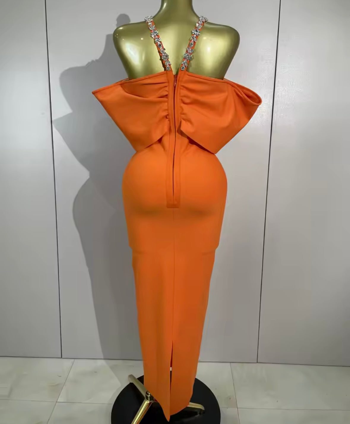 Elegant Rhinestone Halter Bow Floor-Length Dress