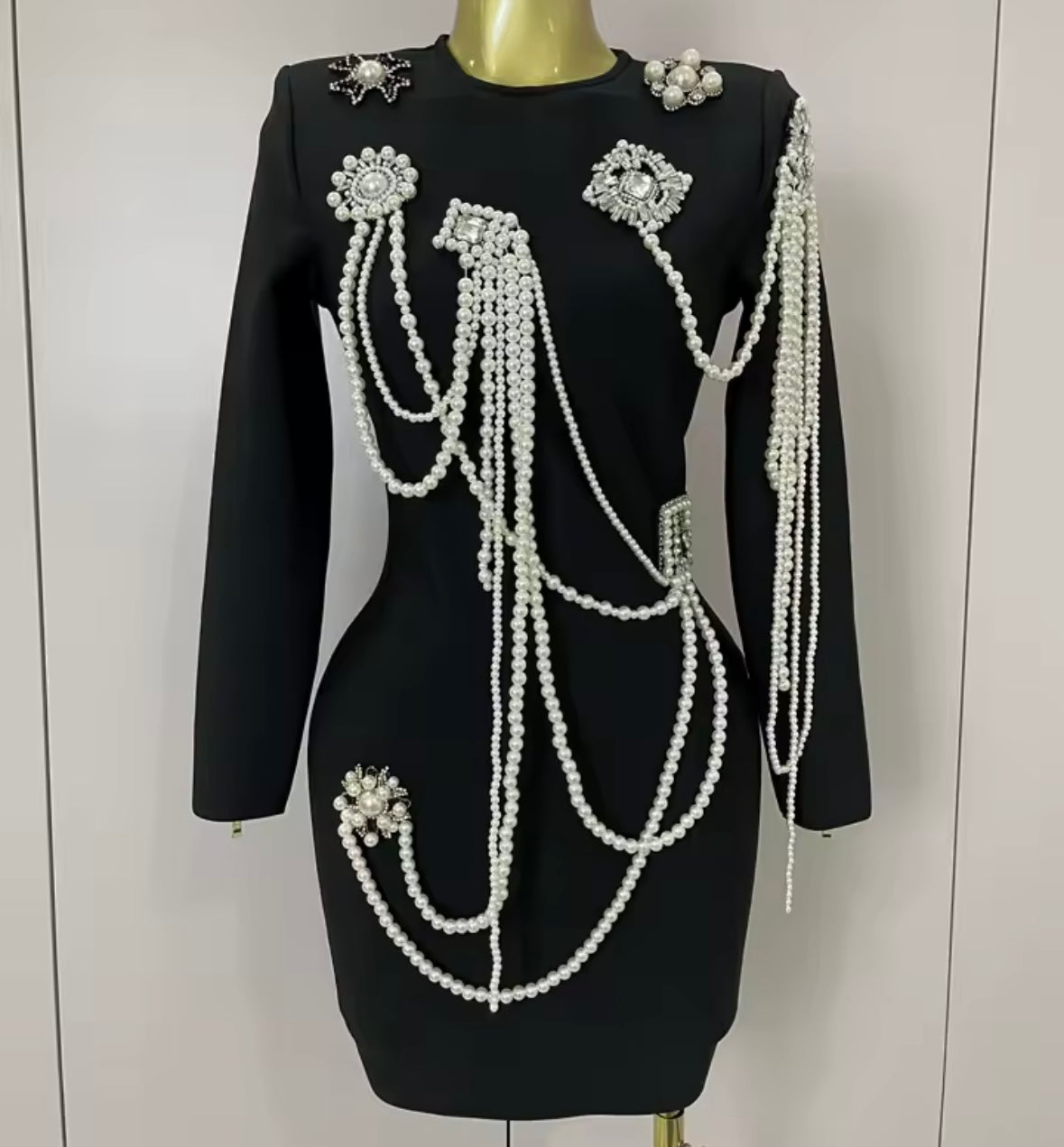 Elegant Black Pearl Rhinestone Full Sleeve Dress