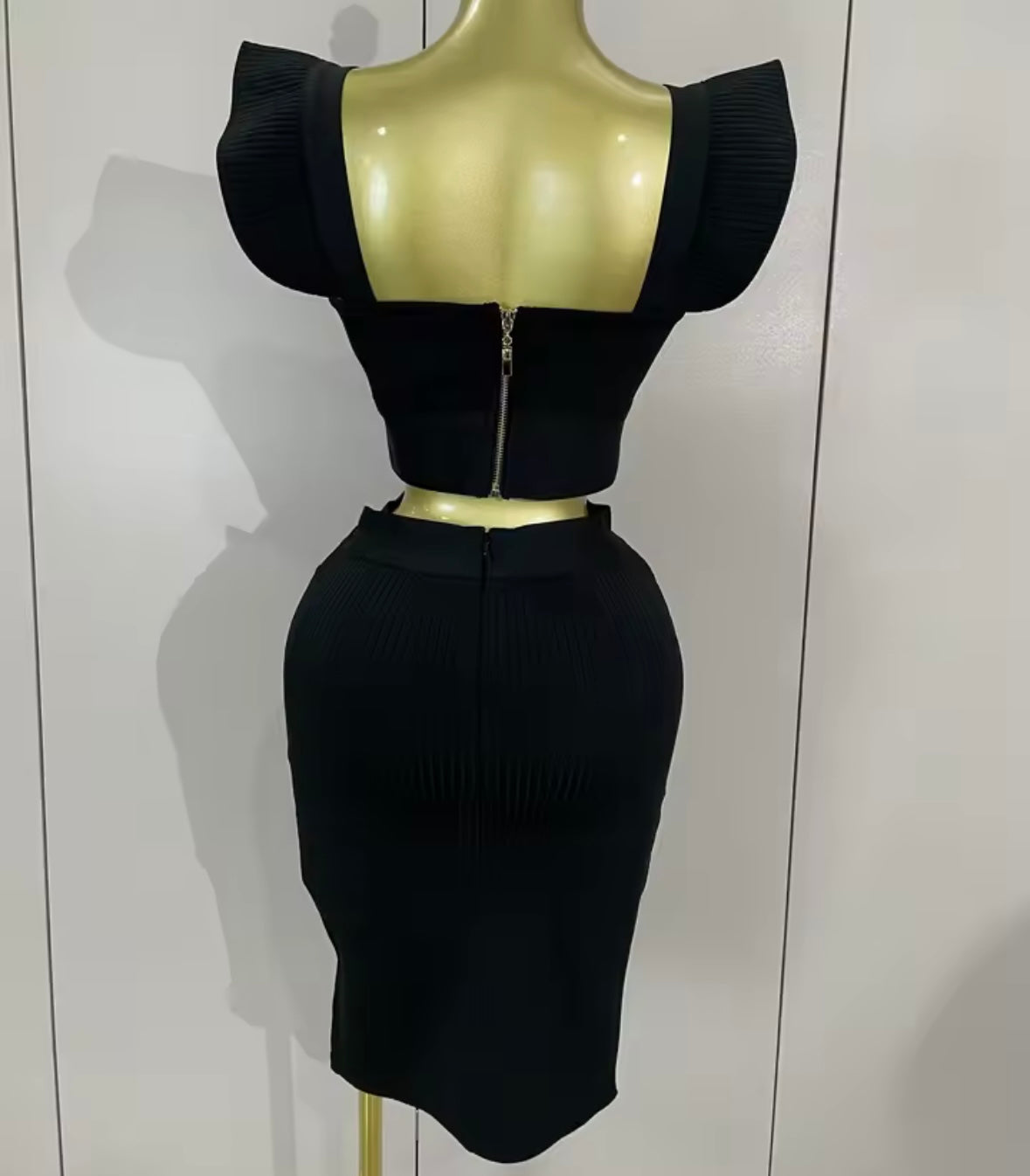 Sexy Ruffled Sleeveless Crop Skirt Set