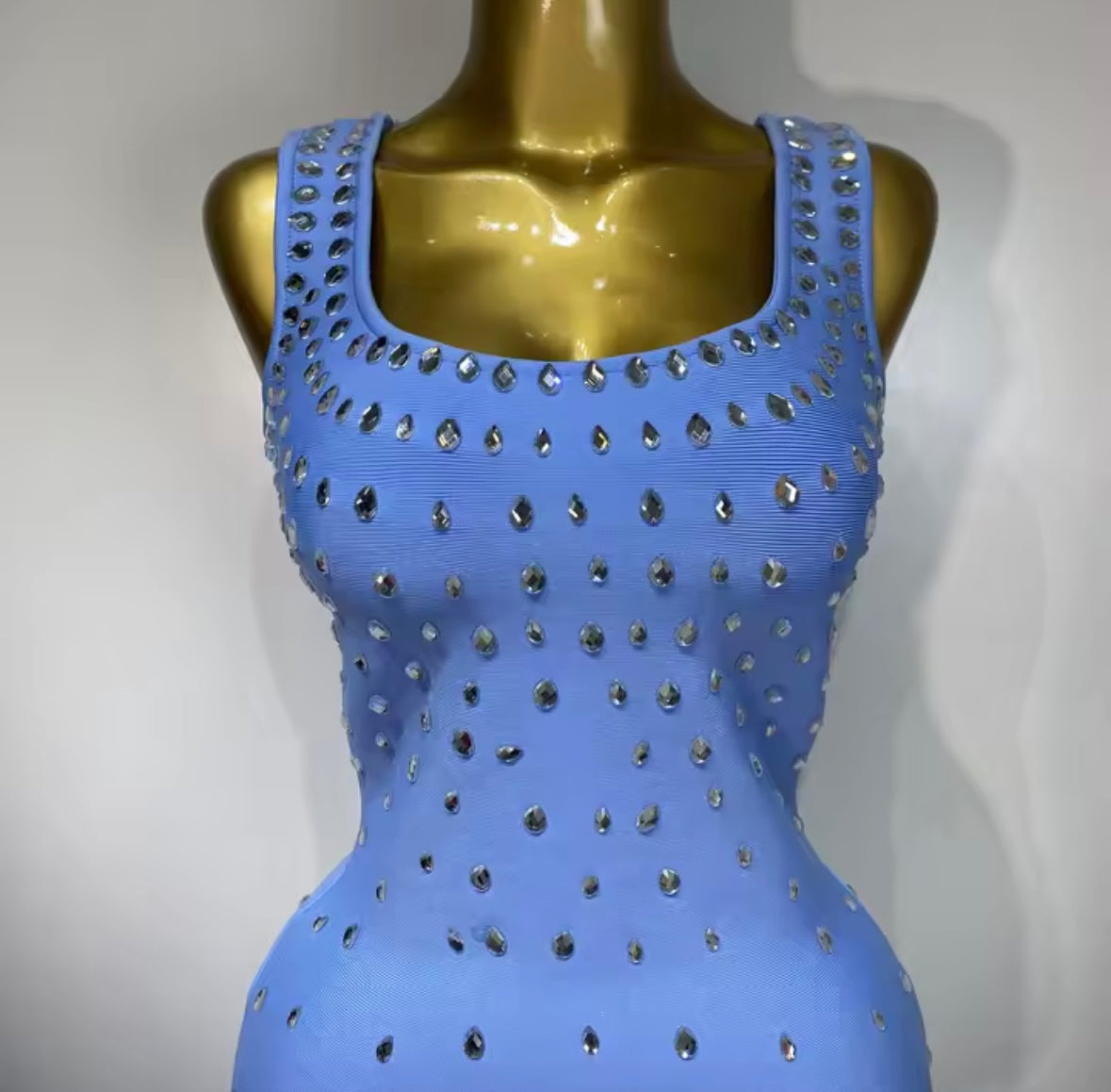 Sleeveless Elegant Rhinestone Embellishment Midi-Length Dress
