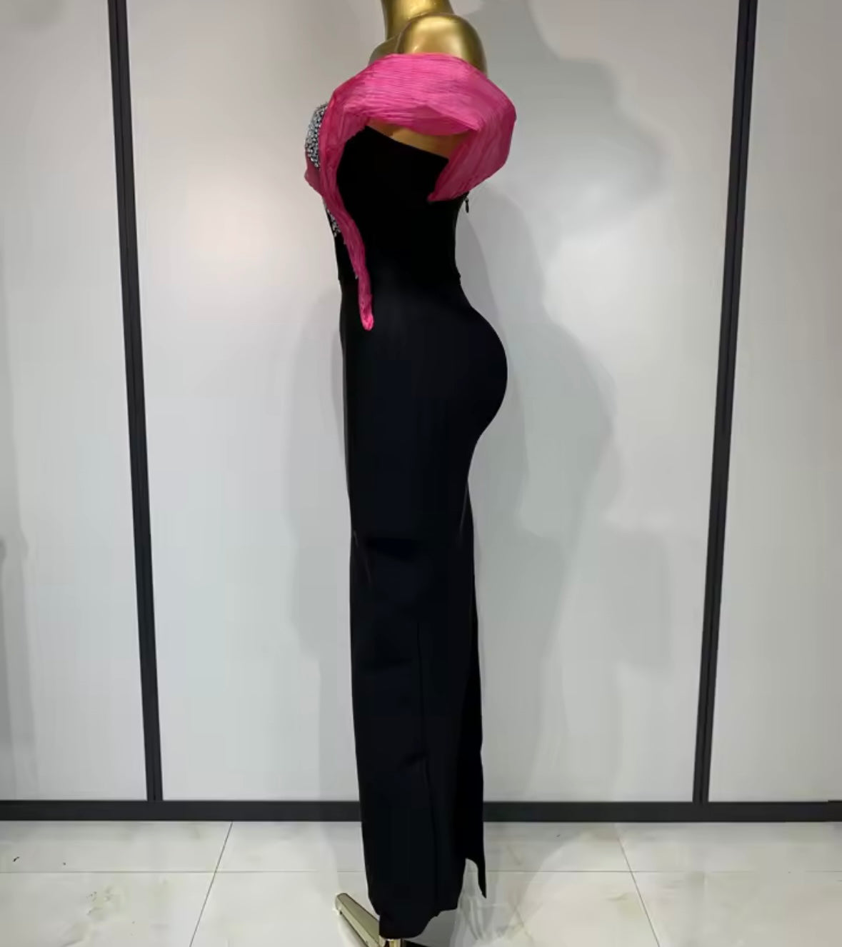 Elegant Off The Shoulder Rhinestone Black Maxi Dress
