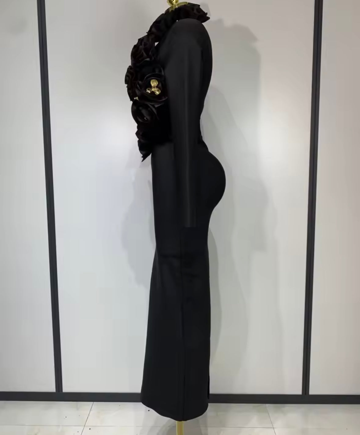 Elegant Floral Embellishment Full Sleeve Maxi Dress