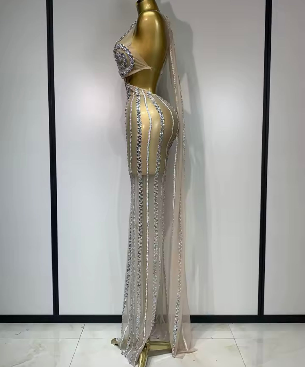 Sexy Halter Sequins Crystal Open Back Floor-Length Dress