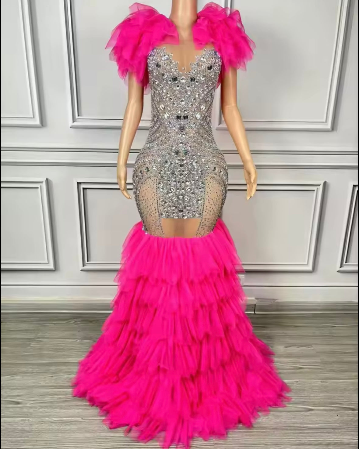 Sexy Sleeveless Rhinestone Ruffle Floor-Length Dress