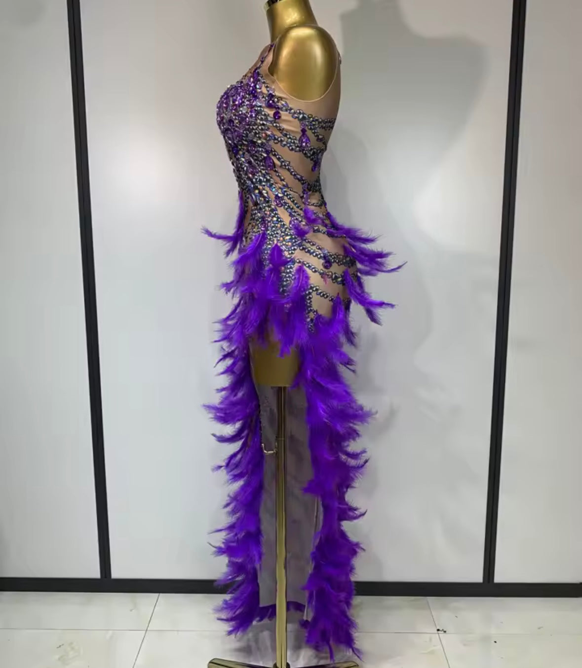 Sexy Sleeveless Rhinestone Feather Purple Floor-Length Dress
