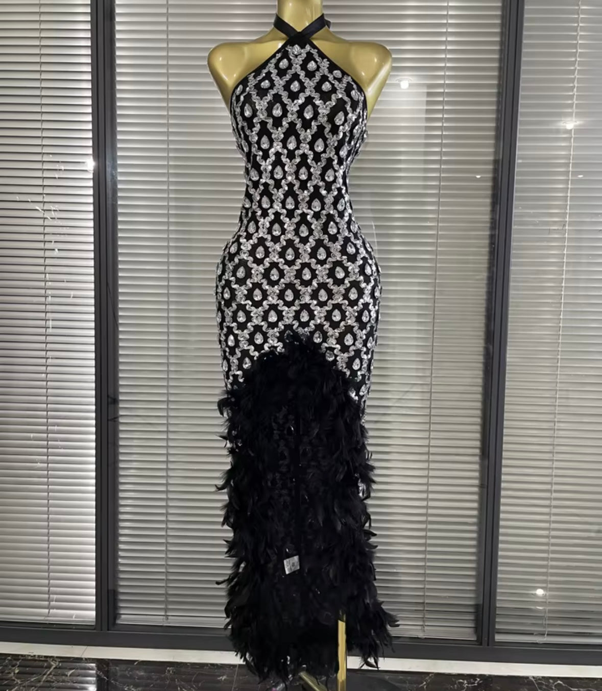 Sexy Black Halter Sleeveless Rhinestone Feather Maxi Dress