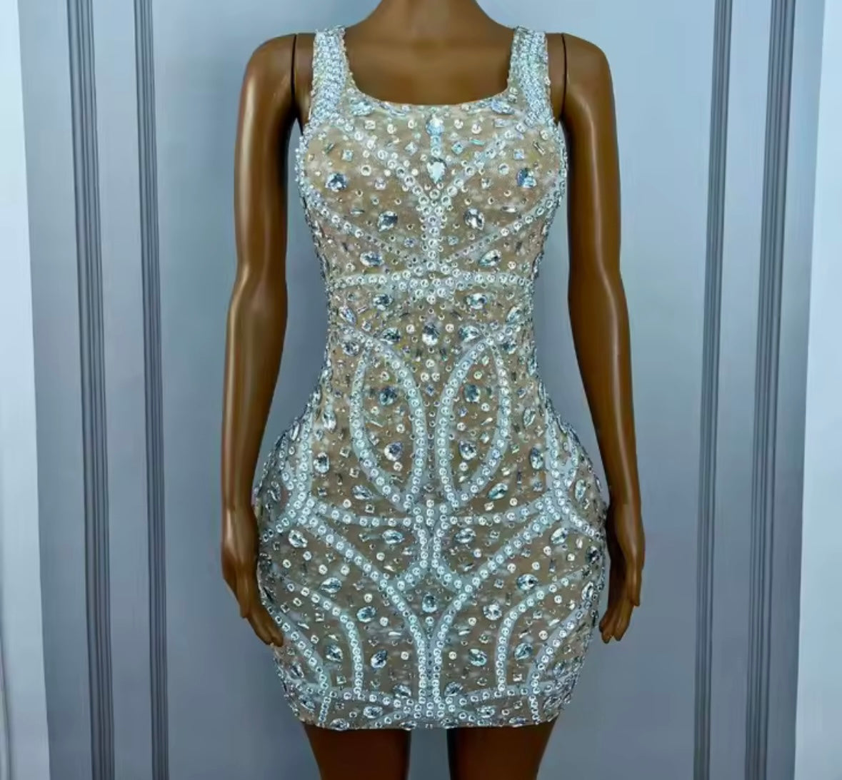 Sexy Sleeveless Rhinestone Embellishment Short Dress