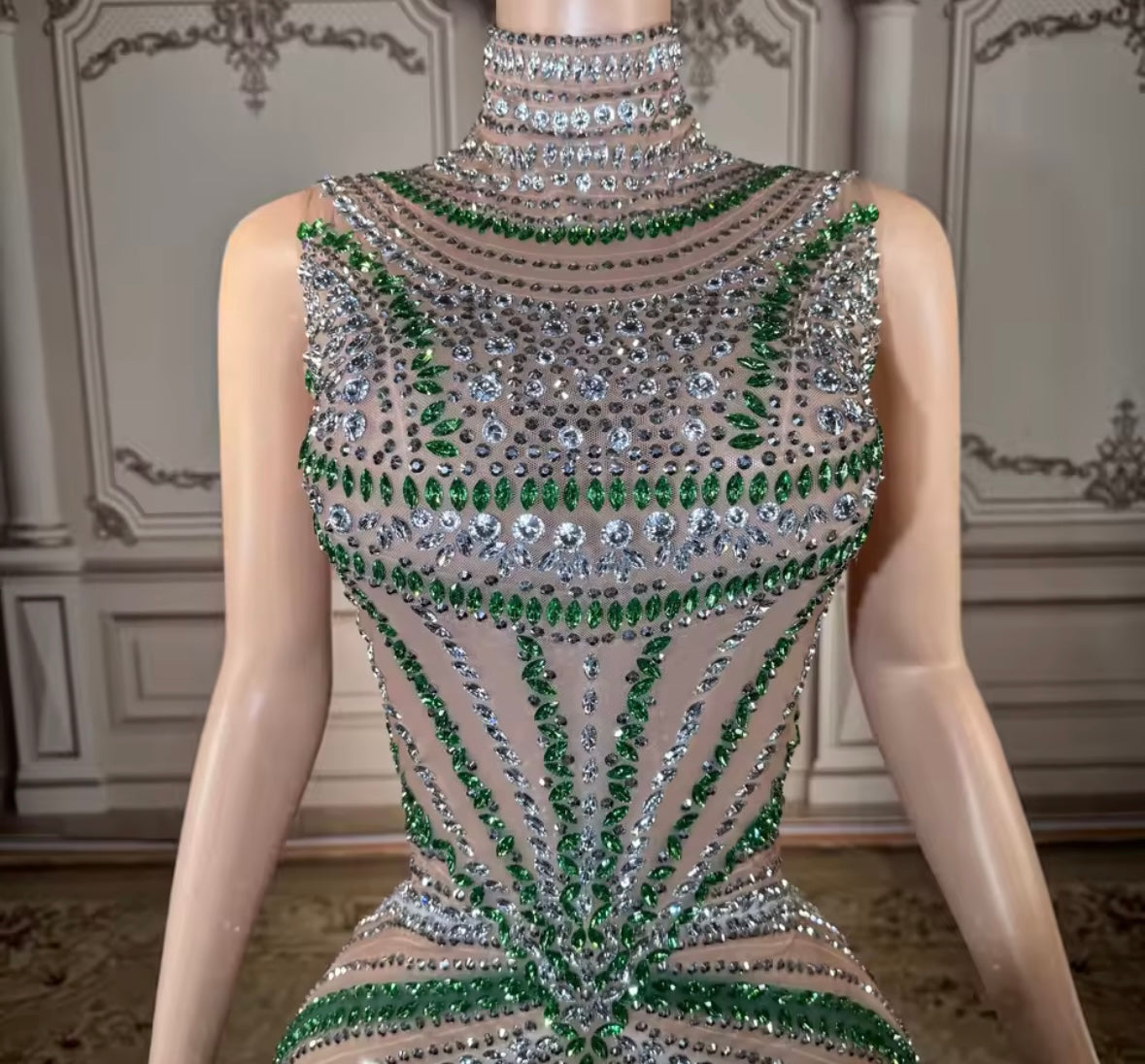 Sexy Sleeveless Rhinestone Embellishment Dress