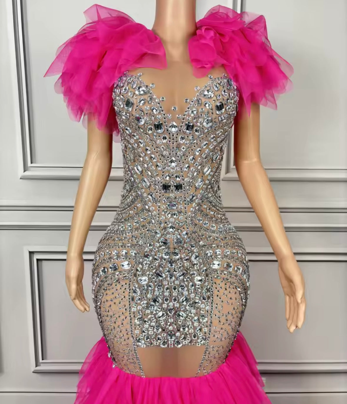 Sexy Sleeveless Rhinestone Ruffle Floor-Length Dress
