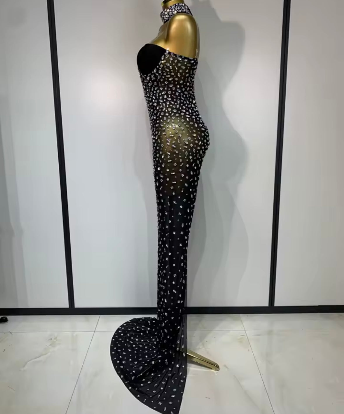 Sexy Black Strapless Choker Rhinestone Floor-Length Dress